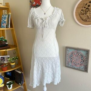 white lace maxi dress 🕊️